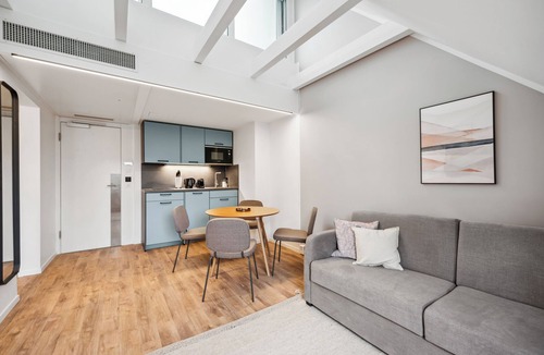 Basel City Centre Apartment | Limehome Basel Town Hall