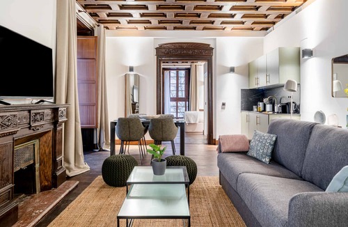 Casco Viejo Apartment | Limehome Vitoria Palacio Álava-Velasco