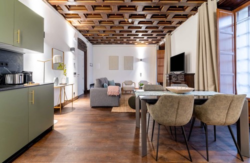Casco Viejo Apartment | Limehome Vitoria Palacio Álava-Velasco