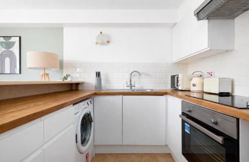 Limehouse Apartment | Limehouse Modern Flat