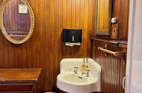 Cherry Valley Bed & Breakfast | Limestone Mansion