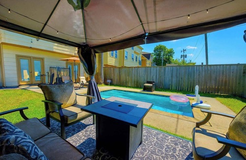 Woodlake - Briar Meadow House | Limited Spring Offer | Galleria Escape w/King Bed