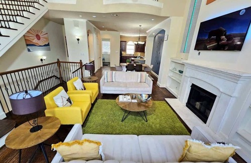 Woodlake - Briar Meadow House | Limited Spring Rodeo Offer | 3BR Near Galleria