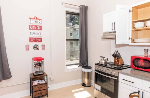 Albany Apartment | Limited Time Listing