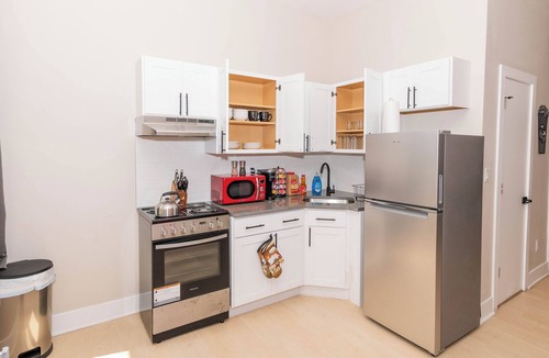 Albany Apartment | Limited Time Listing