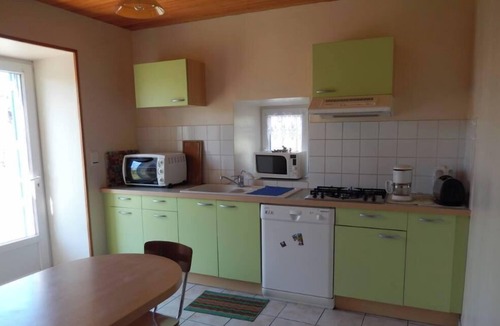 Cheylade Cottage | Limon cottage, Puy Mary