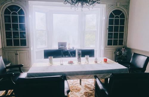 Plainfield House | Lin Wood Retreat