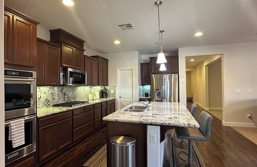 Lincoln House | Lincoln Great Home w/Beautiful Pool+ Hot Tub - Welcome! Enjoy your stay!