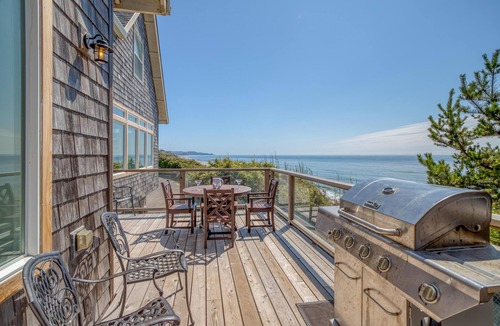 Nelscott House | Lincoln Lighthouse