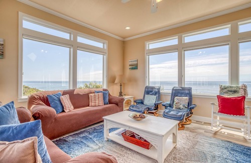 Nelscott House | Lincoln Lighthouse