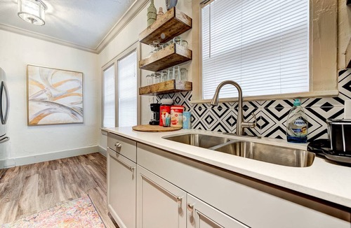 Lincoln Terrace Apartment | Lincoln Lodge B. Near OU Med, Bricktown, Arena