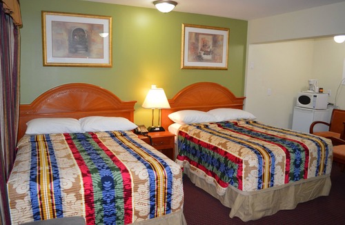 Sturgeon Falls Hotel | Lincoln Motel