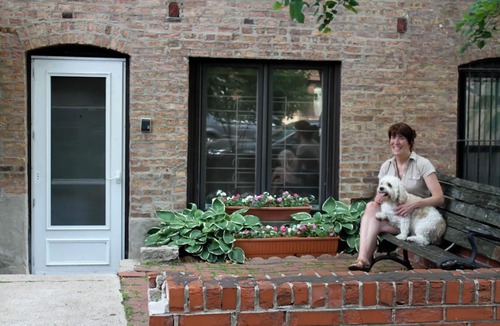 Sheffield and DePaul Apartment | Lincoln Park Garden Apartment