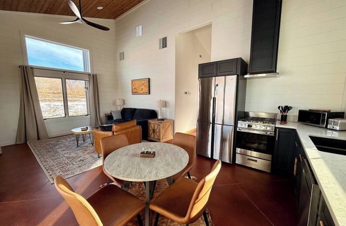 Shell Cabin | Lindbergh Cabin at Ever Sky Ranch