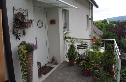 Muttenz Bed & Breakfast | Linde