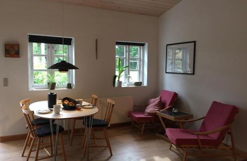 Hejls Apartment | LindegaardApartment - woods and sea