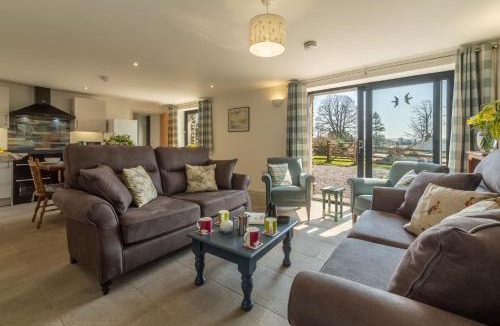 Orton House | Linden Barn