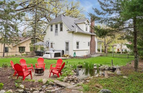 Linden Hills House | Linden Hills 4BD 2BA Family Home