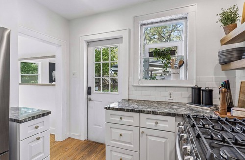 Linden Hills House | Linden Hills Oasis: 4BR 3BA House with Hot Tub
