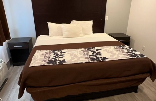 Lindenhurst Hotel | LINDENHURST MOTEL