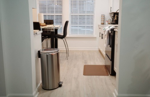 Gainesville Cottage | Lindo Lanier Cottage in Gainesville