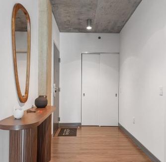 Downtown Chicago Apartment | Linea Luxury Living with Indoor Pool and Rooftop Views in The Loop