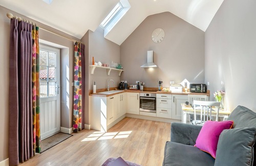 Newton-on-Rawcliffe Cottage | Ling at Holly House - UK44468