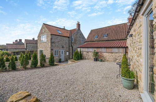 Newton-on-Rawcliffe Cottage | Ling at Holly House - UK44468
