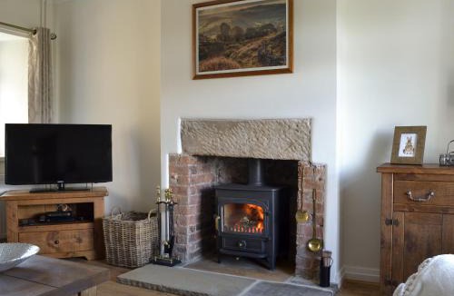 Chesterfield House | Ling Farm Cottage