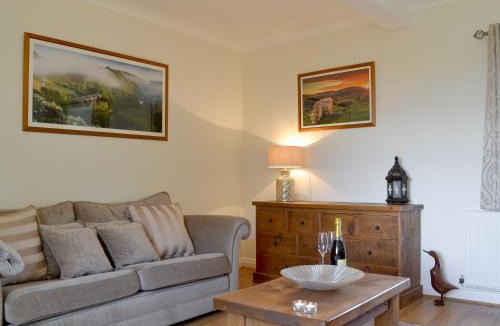 Chesterfield House | Ling Farm Cottage