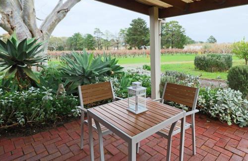 Whites Valley Apartment | Linger Longer Vineyard