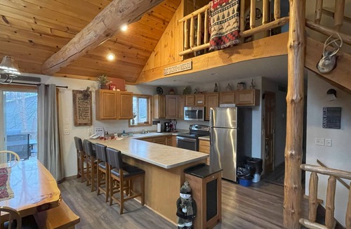 Spring Brook House | Linken Log Cabin @ Spring Brook Resort