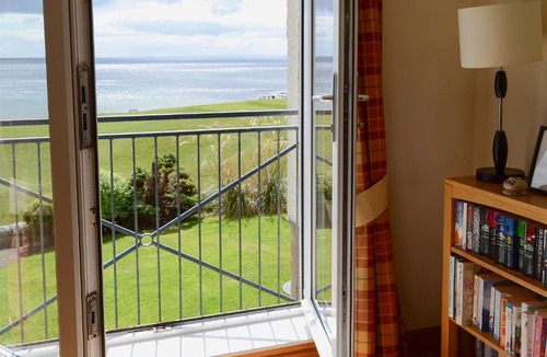 Brora House | Links Apartments (12)