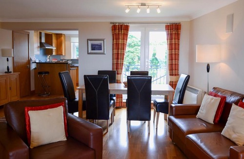 Brora House | Links Apartments (12)