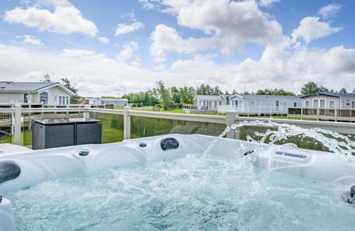 Flookburgh House | Links Lodge