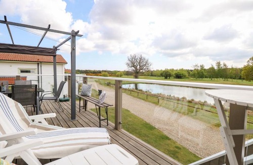 Hopton House | Links View