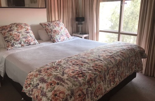 Linley Point Bed & Breakfast | Linley House