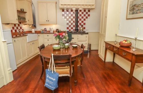 Moretonhampstead Cottage | LION HOUSE, romantic, luxury holiday cottage in Moretonhampstead