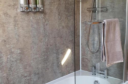 Ilchester Bed & Breakfast | Liongate House