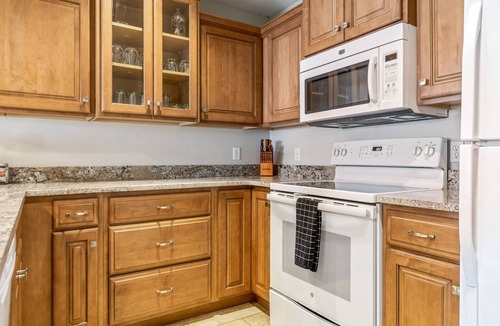 Innsbrook Condo | Lionshead Lake Retreat