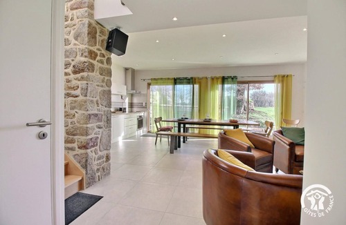 Plumergat House | Liorh & Tejtal - 11/12 pers