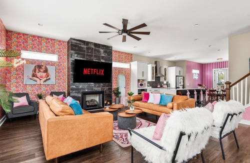 North Nashville House | Lipstick n Legends Hot Tub, Pool , 2 MilesDowntown