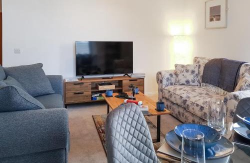 Falkland House | Liquorstane - Uk40568