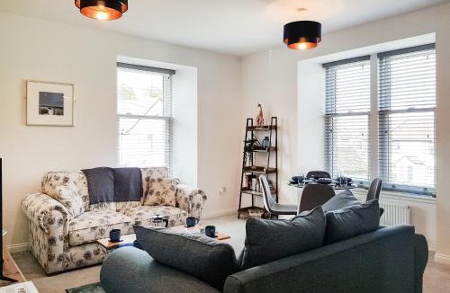 Falkland House | Liquorstane - Uk40568