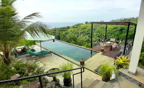 Cempaga Villa | LiRi 4 Bdrm Villa - Ocean, Valley view