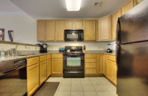 Pigeon Forge Condo | Lisa's Mountain Blessing w/Hot Tub, Pools, Balcony, Arcade & Hammock ADA Acc