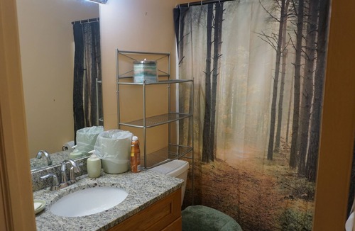 Bloomington Bed & Breakfast | Lisbon room