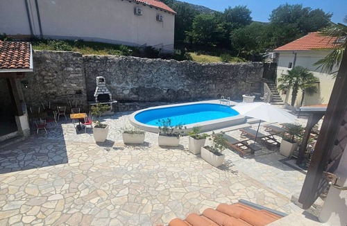 Tribalj House | Lisko Vacation House - Five Bedroom Holiday Home with Private Pool