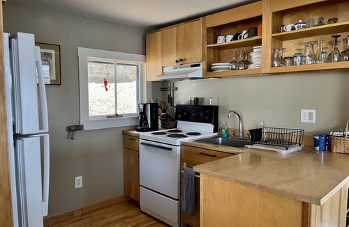 Cooperstown Cottage | Liten Stuga Guest Cottage