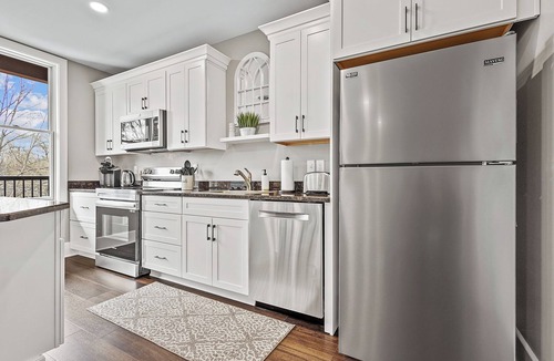 Akron Apartment | Litfin Loft: A Luxury Short Term Rental